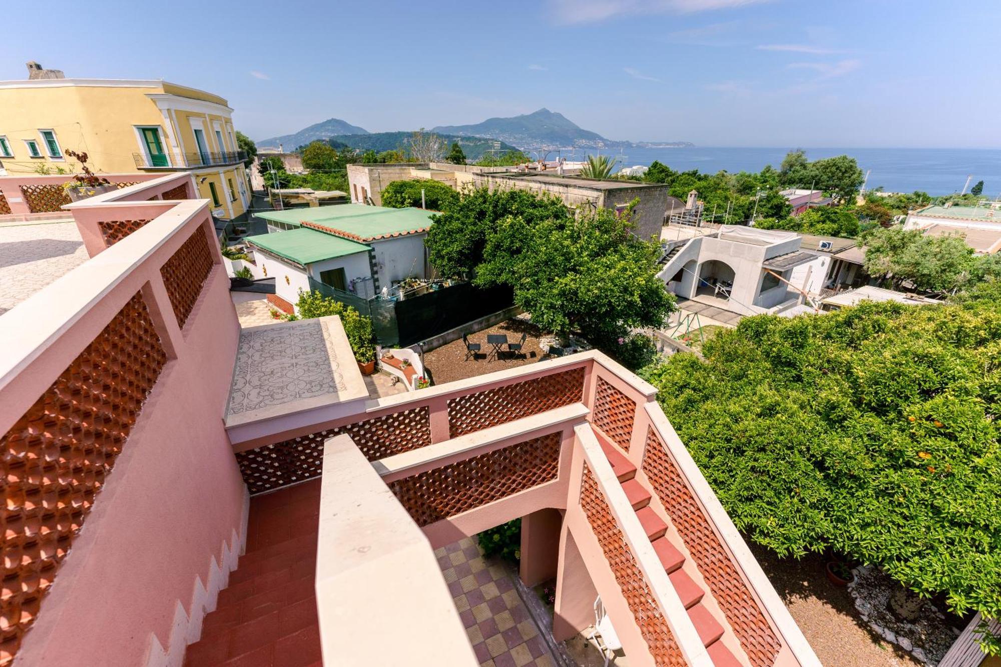 Le Jardin Bed & Breakfast Procida Bagian luar foto