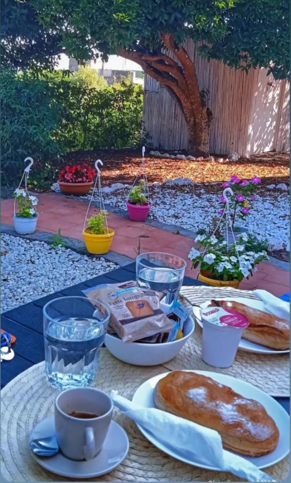 Le Jardin Bed & Breakfast Procida Bagian luar foto